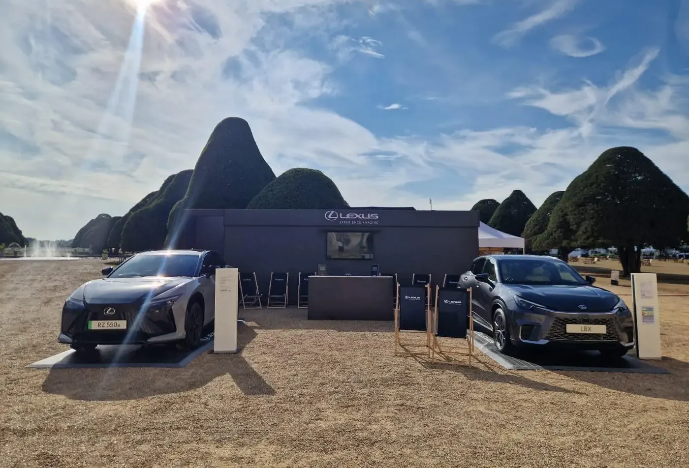 Image of 2 Lexus cars at the event